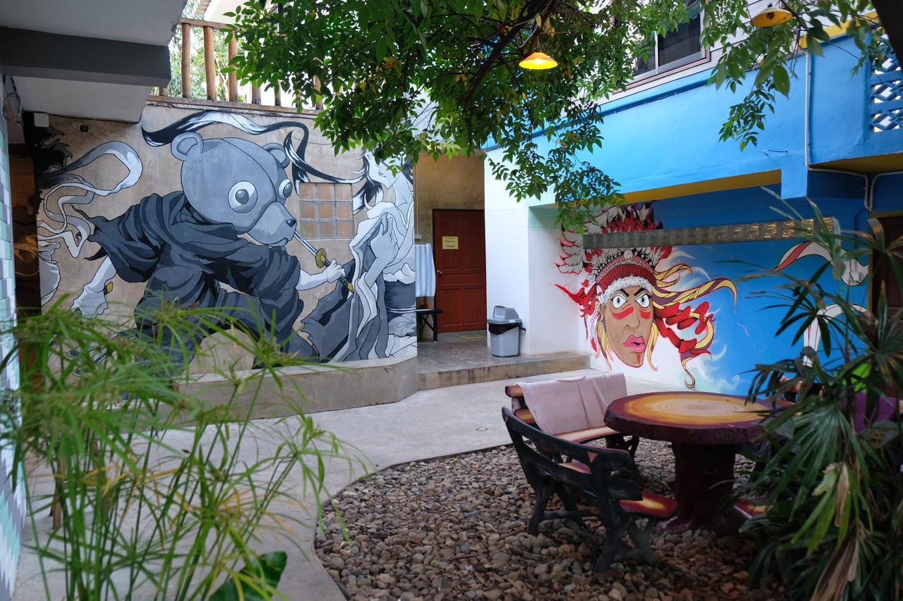 Auberge de jeunesse Happy House Backpackers à Pai Extérieur photo