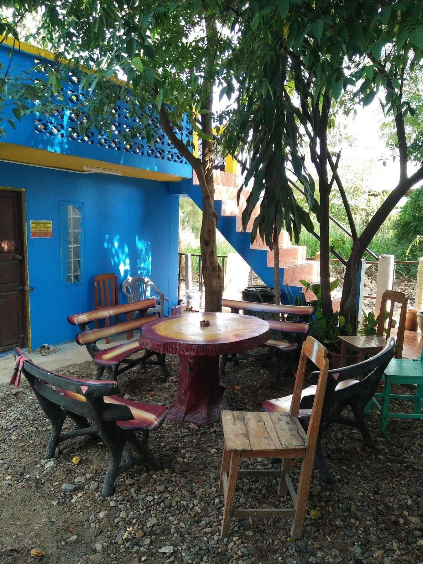 Auberge de jeunesse Happy House Backpackers à Pai Extérieur photo
