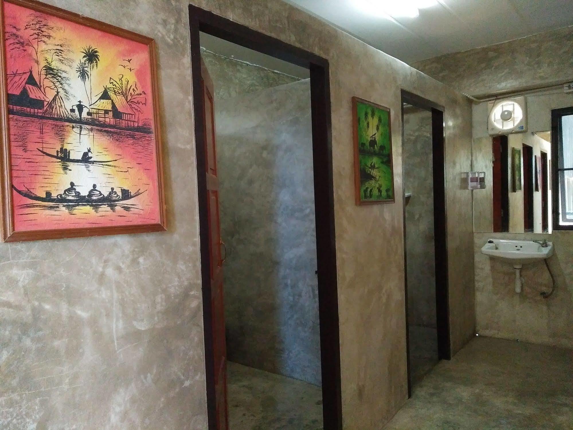 Auberge de jeunesse Happy House Backpackers à Pai Extérieur photo